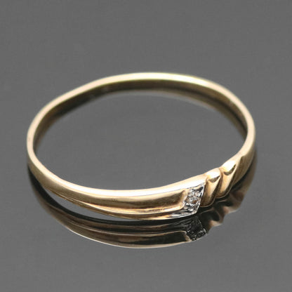 8k yellow gold ring 1x diamond size 59 