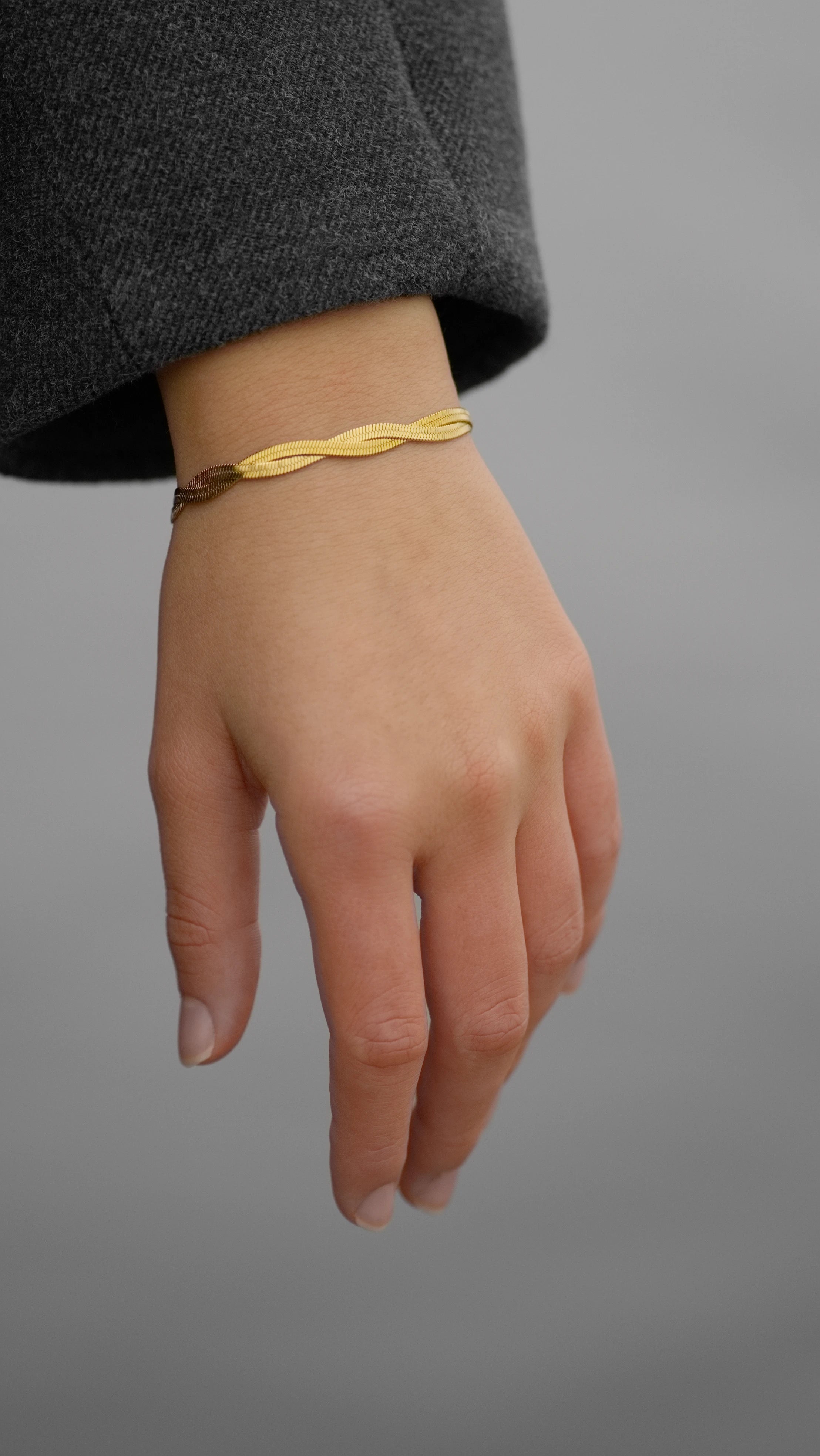 14k yellow gold bracelet chain 3x white stones