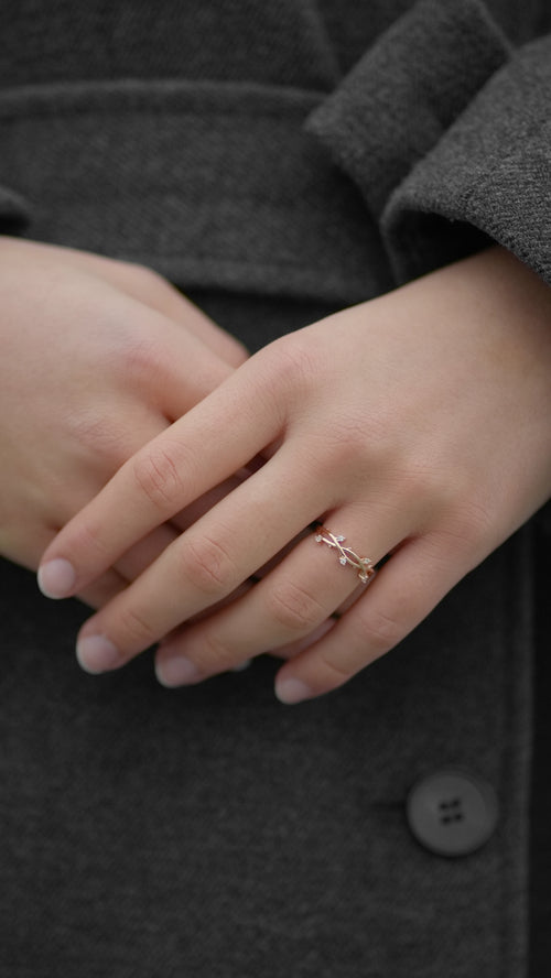 18k Rosévergoldeter Damen Blumen Dornen Ring